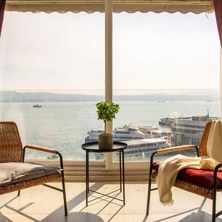 דירות Exceptional Flat With Gorgeous Sea View In איזמיר מראה חיצוני תמונה