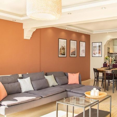 דירות Exceptional Flat With Gorgeous Sea View In איזמיר מראה חיצוני תמונה