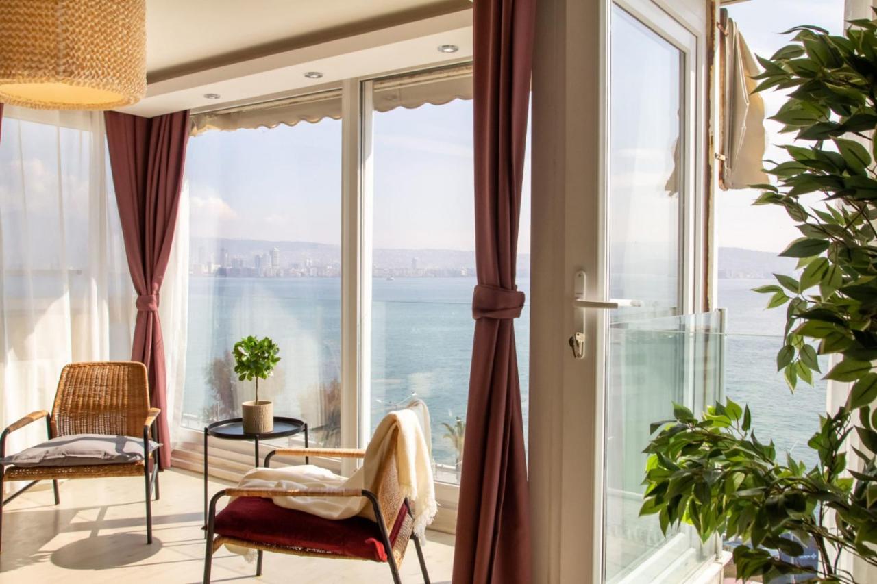 דירות Exceptional Flat With Gorgeous Sea View In איזמיר מראה חיצוני תמונה